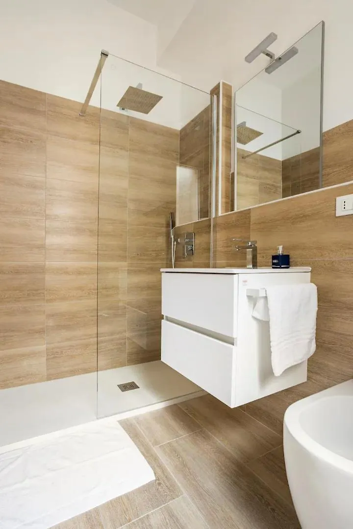 Angelini Suites Apartment Bologna Italy