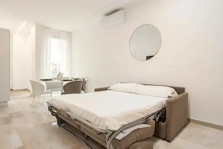 Angelini Suites Apartment Bologna Italy