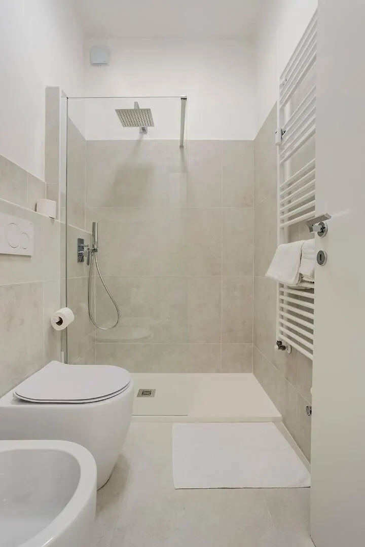 Angelini Suites Apartment Bologna Italy